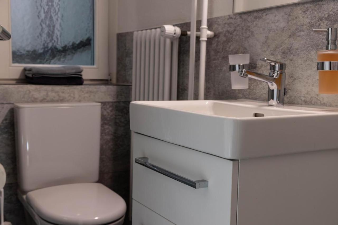 Rheinstream Guesthouse Basel Room photo
