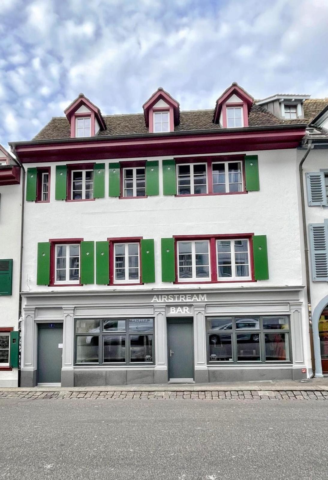 Rheinstream Guesthouse Basel Exterior photo